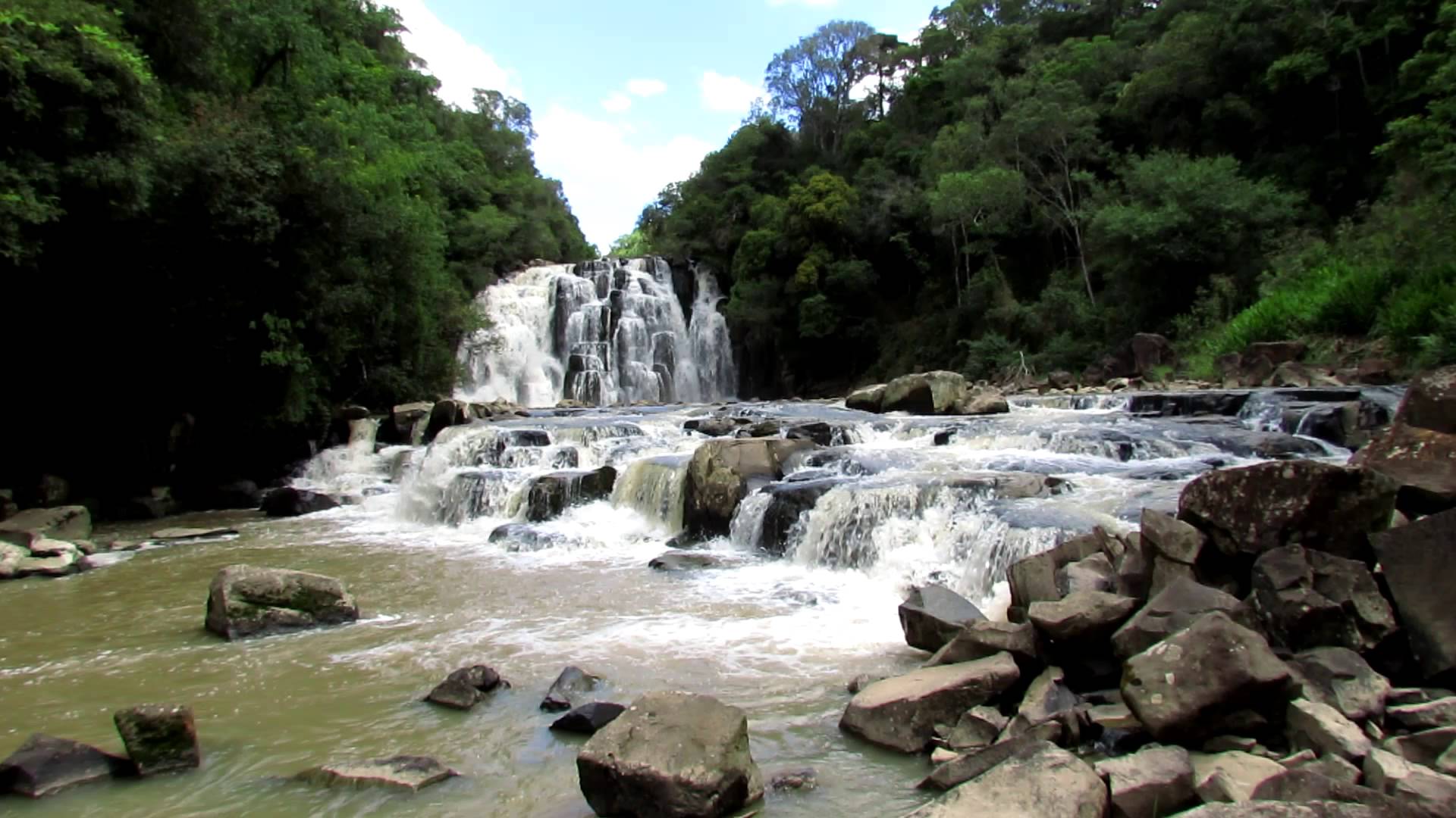 Cachoeiras – PR – Cachoeira da Pedreira – (Rio Azul)