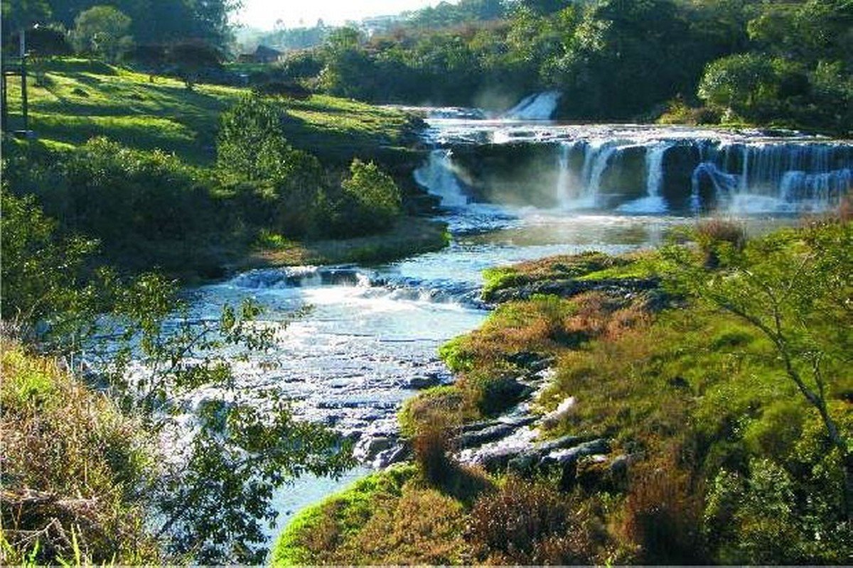 Cachoeiras – PR – Cachoeirão – Parque Linear do Rio Capivari (Jaguariaíva)