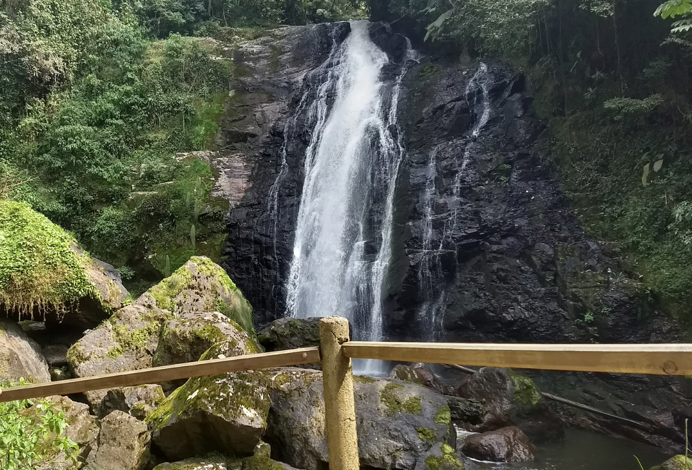 Cachoeiras – SC – Cachoeira Suspiro – (Corupá)